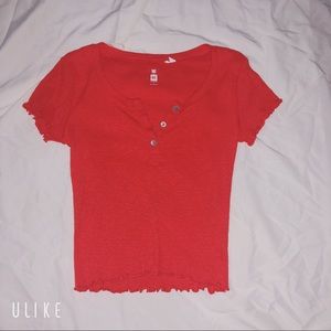 (LIKE NEW) RED RUFFLE BOTTOM + SLEEVE TEE